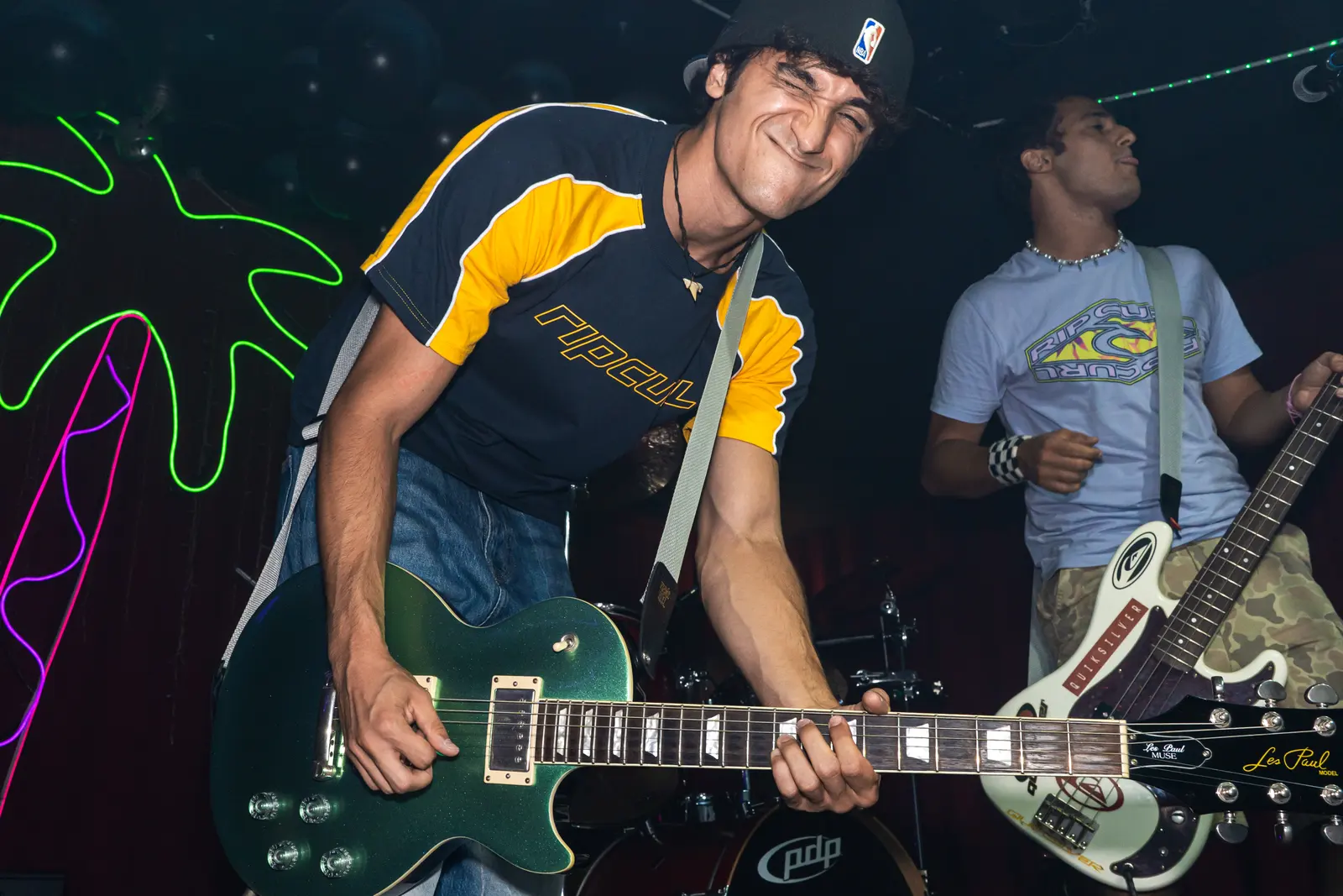 gracias x nada en directo en el Ocean Rock Bar de Vigo, agosto de 2026